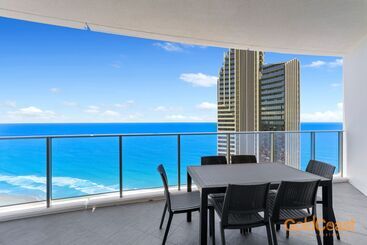 هتل Gold Coast Private Apartments