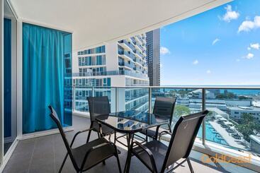 هتل Gold Coast Private Apartments
