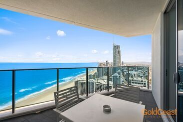 هتل Gold Coast Private Apartments