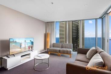 هتل Gold Coast Private Apartments