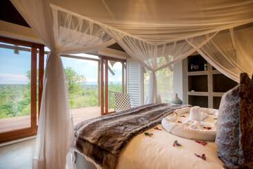 هتل Isilimela Game Lodge