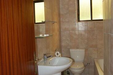 هتل Nicos & Olympia Apartments