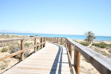 هتل Nova Beach Apartment