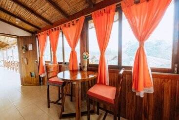 هتل Oceanic Hosteria Y Restaurante