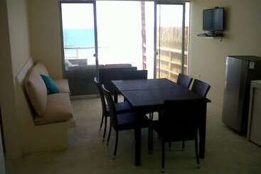 هتل Punta Sol Departamentos