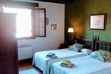 هتل روستایی Agroturismo Y Apartamentos Ondarre
