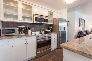 هتل Village 2230 White Mountain Lodge
