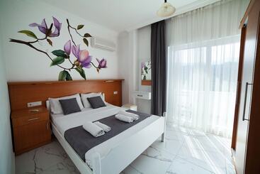 هتل Zeybek 2 Pension & Apart