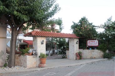 هتل Zeybek 2 Pension & Apart