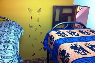 Intikilla Backpackers Pisac   Hostel