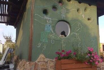 La Casa Del Hornero