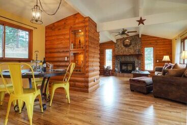 Lazy Elk Retreat   3 Br Cabin