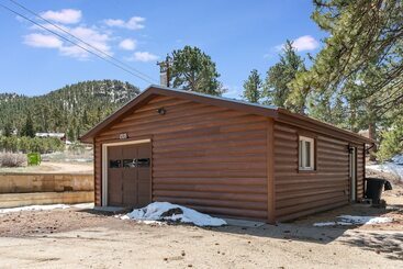 Lazy Elk Retreat   3 Br Cabin