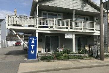 Little Miss Cottages