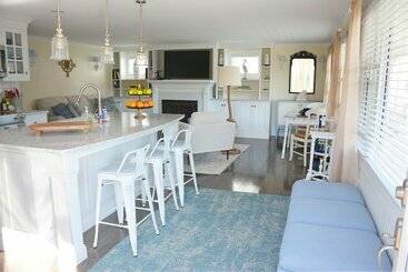 Little Miss Cottages