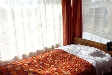 Maytenus Bed And Breakfast   Hostel