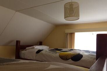 Maytenus Bed And Breakfast   Hostel