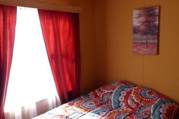 Maytenus Bed And Breakfast   Hostel
