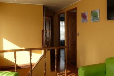 Maytenus Bed And Breakfast   Hostel