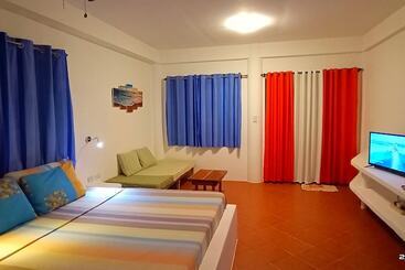 پانسیون Aquarius Terraces Boutique Resort