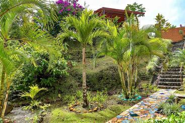 پانسیون Encantada Guest House: Spectacular View & Excellent Reviews
