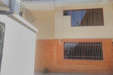 پانسیون Huaypo House & Lodging
