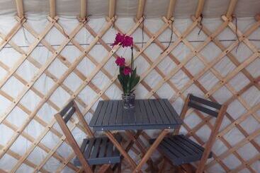 پانسیون La Cera Farm Camping B&b