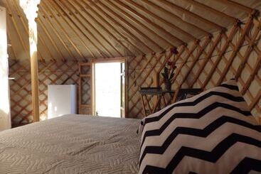 پانسیون La Cera Farm Camping B&b