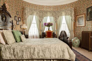 The Dempsey Manor Bed & Breakfast Inn
