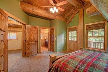 Timber Ridge Lodge 4 Bedroom Home By Redawning
