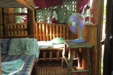 Treasure Isle Guesthouse Hostel