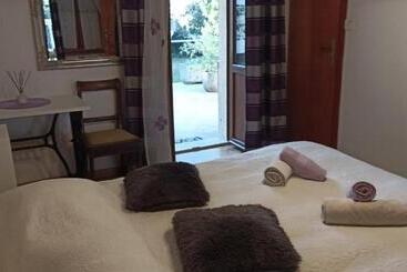 تختخواب و صبحانه Rooms Barbieri Rovinj