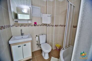 Gunter Seher Otel