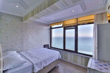 Gunter Seher Otel