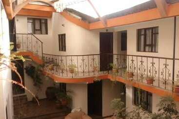 Hostal San Pedro Velmont