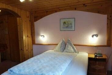 酒店 Alpine Budget Rooms By Tascherhof
