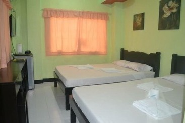 هتل Ellen's Resort Annex