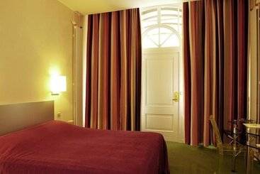 Hotel Hôtel De Paris Et De La Poste