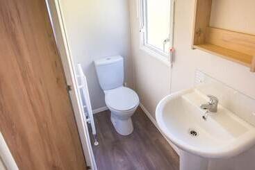 هتل Moffat Manor Holiday Park