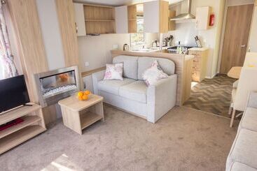 هتل Moffat Manor Holiday Park