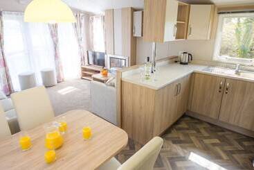 هتل Moffat Manor Holiday Park
