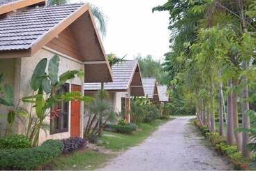 هتل Pangsarapee Resort