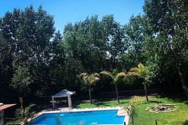 Lemon Tree Hostel