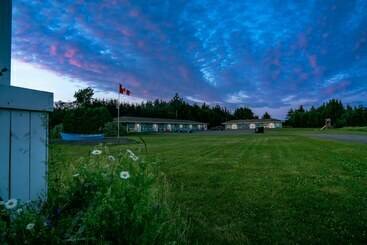مُتل North Rustico Harbour Inn