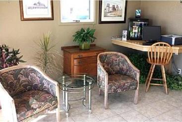 汽车旅馆  Prairie Mountain Inn