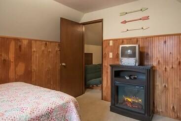 Ole  Berg S Den In Lake Wenatchee