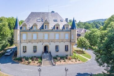 پانسیون Château De Puy Robert