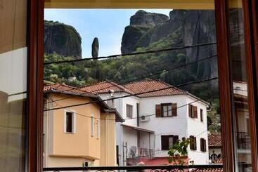 پانسیون Guesthouse Lithos