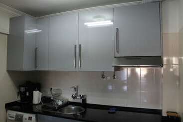 پانسیون Lisbon South Bay Rooms