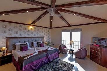 Polo Orchid Resort Cherrapunjee